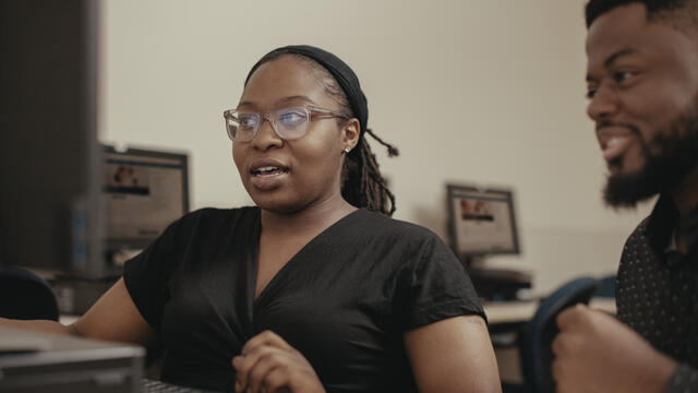 Case Manager and FSET participant working on a computer