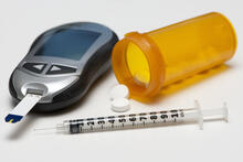 Insulin test equipment, needle, and pills